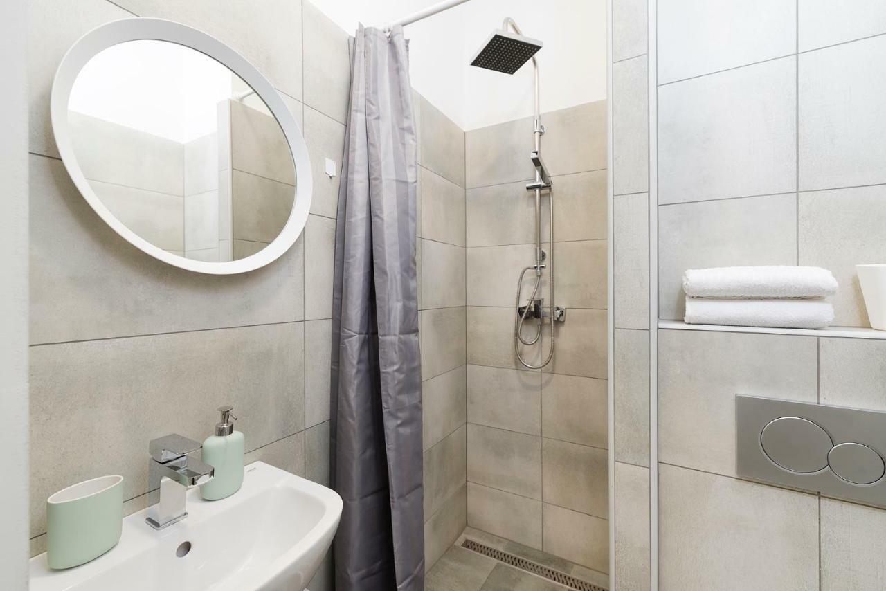 Madach Apartament *